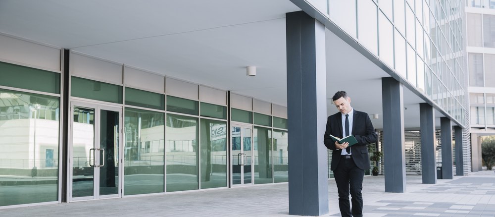 Vale a pena usar crédito para comprar um imóvel para a empresa? Guia de decisão